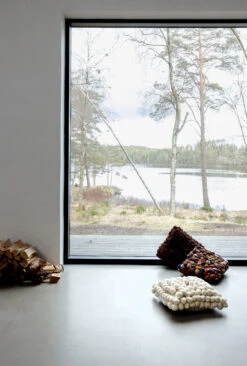 ByOn Cojín Pom Pom 45x45 Cm -Textil Tienda 40697 01 4 EnvironmentImage 4423303e07