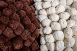 ByOn Cojín Pom Pom 45x45 Cm -Textil Tienda 40697 01 5 EnvironmentImage 2c7b6c49f3