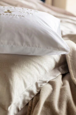 Lexington Funda De Almohada Hotel Embroidery 50x60 Cm -Textil Tienda 502957 01 4 EnvironmentImage dc5cfcdfcc