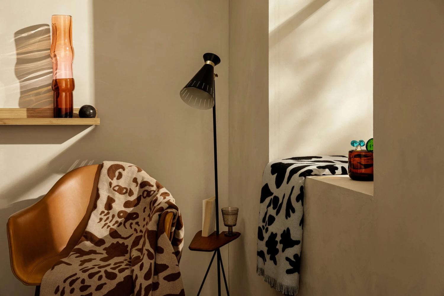 Iittala Manta De Lana Oiva Toikka Cheetah 130x180 Cm 5 Iittala Manta De Lana Oiva Toikka Cheetah 130x180 Cm - Imagen 5