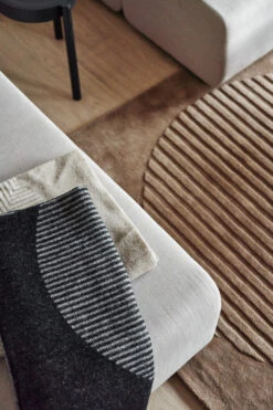 Manta De Lana Circles 130x185 Cm -Textil Tienda 504262 01 30 EnvironmentImage f3662219cc