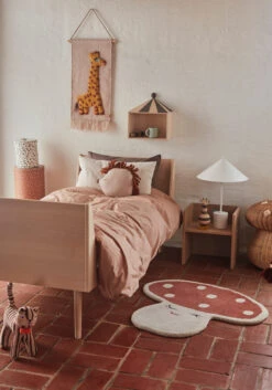 OYOY Alfombra Malle Mushroom 75x77 Cm -Textil Tienda 506829 01 4 EnvironmentImage 75e42599a9