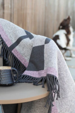 Mette Ditmer Manta Bauhaus 127x170 Cm -Textil Tienda 570552 01 42 EnvironmentImage 2048865e9a