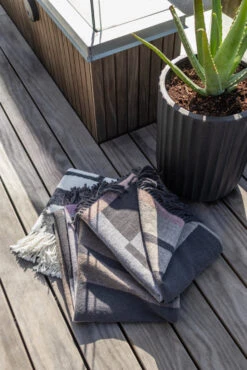 Mette Ditmer Manta Bauhaus 127x170 Cm -Textil Tienda 570552 01 43 EnvironmentImage 88be5ebd8c